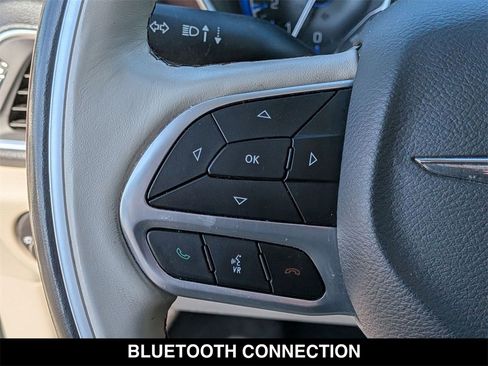 Used 2019 Chrysler Pacifica Limited w/ Advanced Safetytec Group image 9