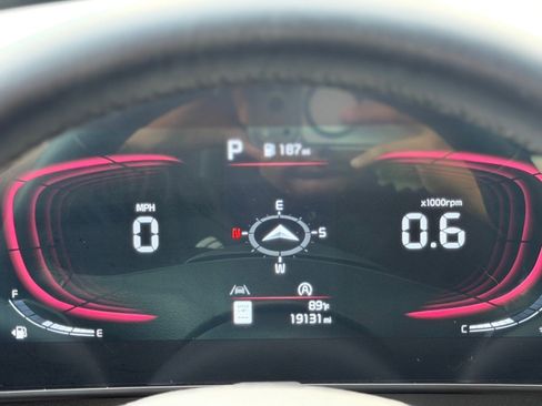 Certified 2025 Kia Sportage EX w/ Premium Package FWD image 33