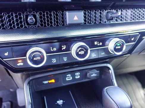 Used 2025 Honda CR-V Sport Touring image 18