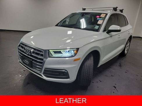 Used 2020 Audi Q5 Prestige w/ Prestige Package image 5