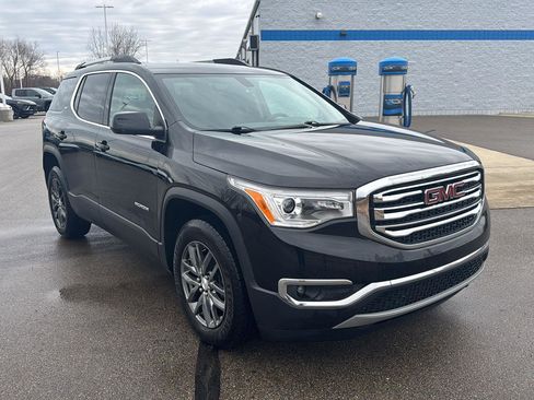 Used 2019 GMC Acadia SLT w/ LPO, Floor Liner Package image 8