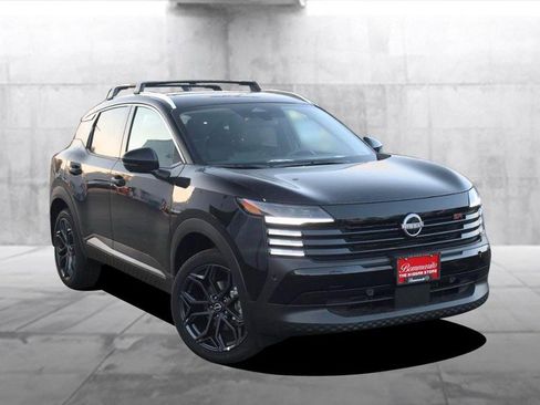 New 2026 Nissan Kicks SR w/ SR Premium Package image 2