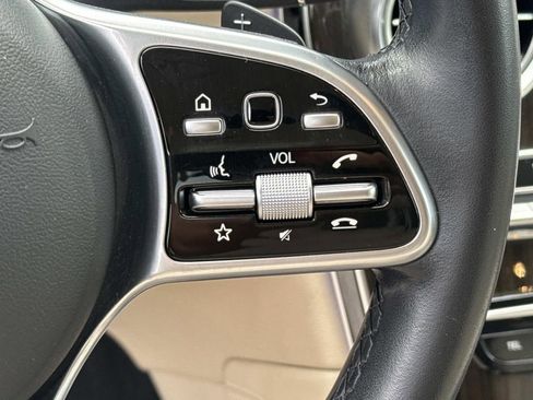 Used 2020 Mercedes-Benz GLC 300 image 23
