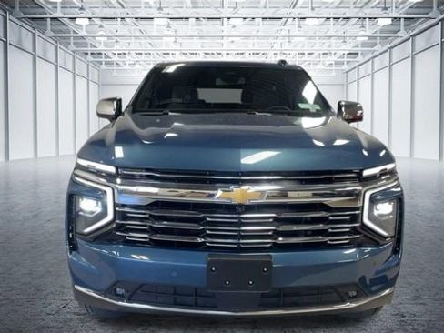Used 2025 Chevrolet Tahoe Premier image 4