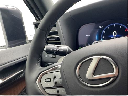 Used 2026 Lexus GX 550 w/ Cold Area Package AWD/4WD image 46