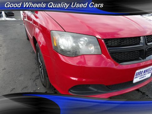 Used 2014 Dodge Grand Caravan SE image 10