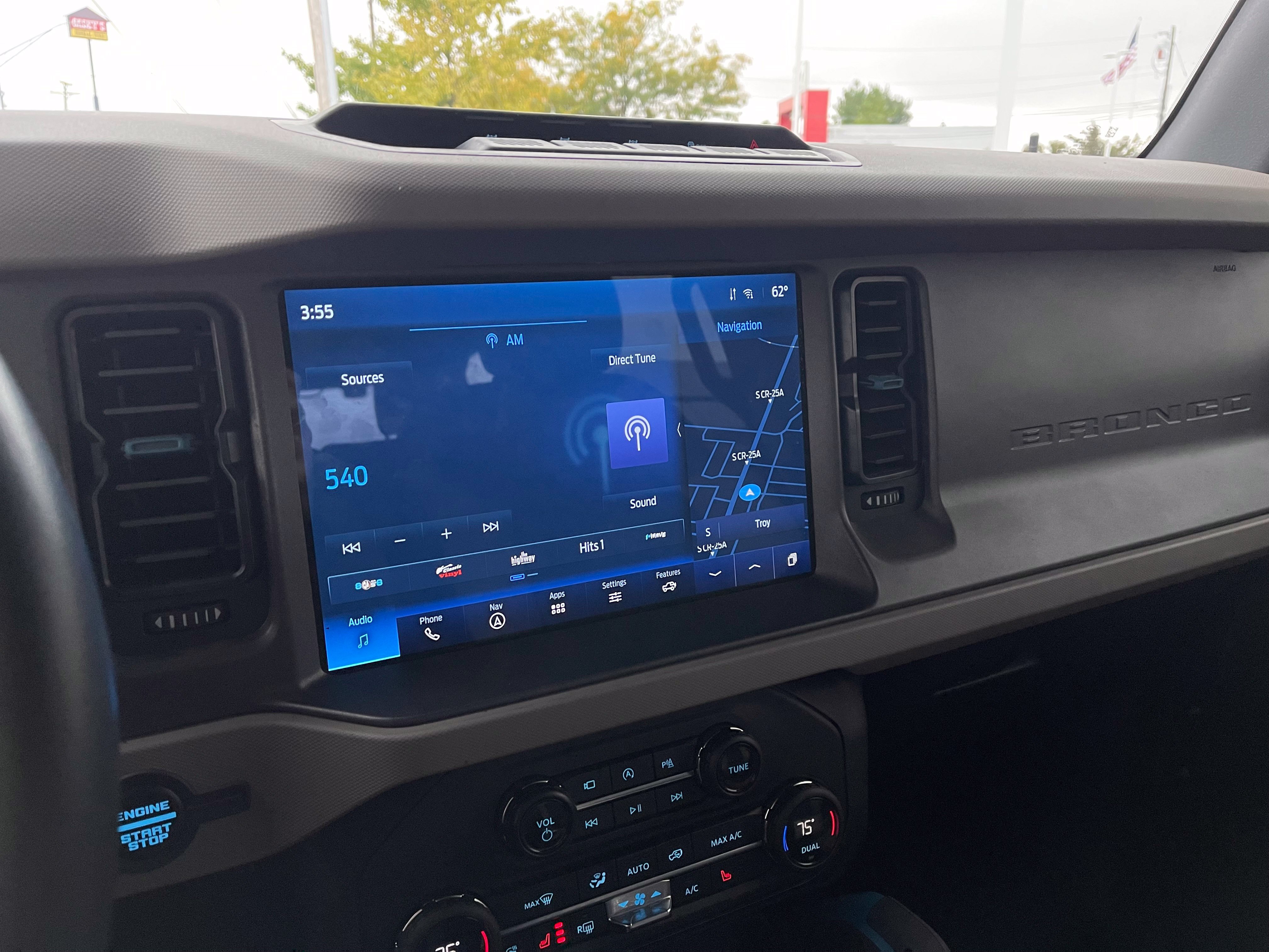 Used 2024 Ford Bronco Wildtrak AWD/4WD image 12