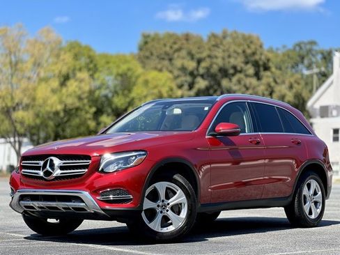 Used 2018 Mercedes-Benz GLC 300 image 1