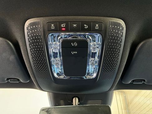 Used 2025 Mercedes-Benz GLA 250 image 17