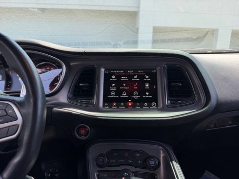 Used 2023 Dodge Challenger SRT Hellcat RWD image 9
