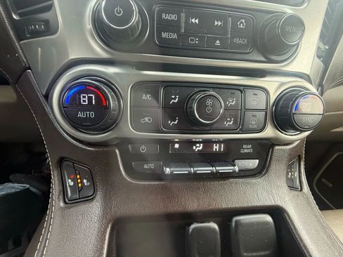 Used 2015 Chevrolet Tahoe LT image 23