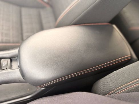 Used 2025 Honda HR-V Sport image 24
