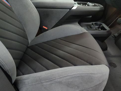 New 2026 BMW iX xDrive60 w/ M Sport Package image 16