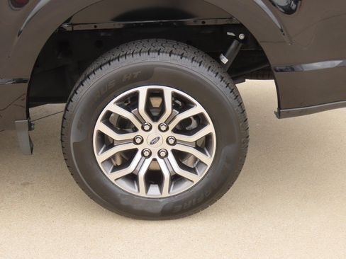 Certified 2021 Ford F150 Lariat RWD image 15