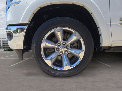 Used 2021 RAM 1500 Limited AWD/4WD image 10