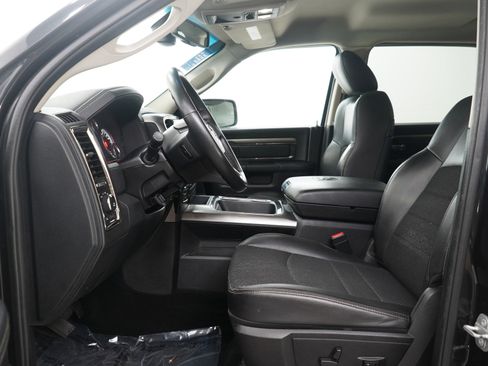 Used 2016 RAM 1500 Sport image 17