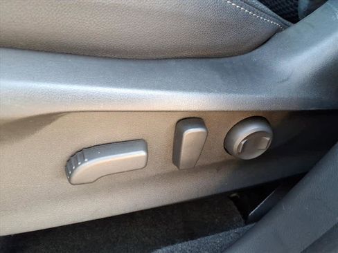 Certified 2023 Subaru Forester Premium image 27