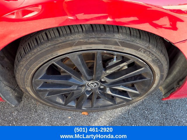 Used 2022 Toyota Camry XSE FWD image 7