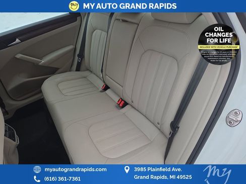 Used 2020 Volkswagen Passat 2.0T SEL image 30