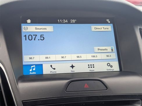 Used 2017 Ford Focus Titanium image 17