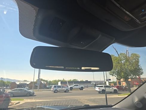 Used 2025 Ford F350 Platinum image 24