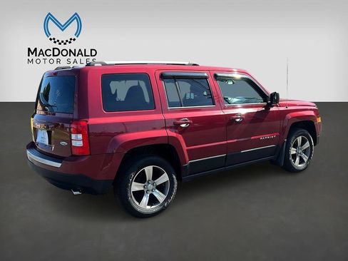 Used 2017 Jeep Patriot High Altitude AWD/4WD image 7