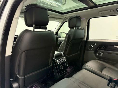 Used 2019 Land Rover Range Rover Supercharged image 13