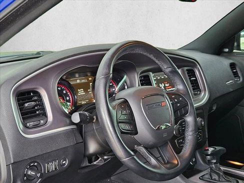 Used 2022 Dodge Charger GT w/ Blacktop Package RWD image 9