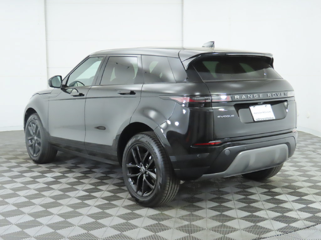 Used 2026 Land Rover Range Rover Evoque S AWD/4WD image 7