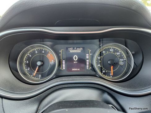 Used 2021 Jeep Cherokee Latitude Lux image 40