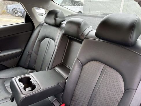 Used 2018 Kia Optima EX image 27