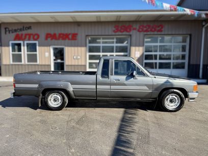 Used 1987 Toyota Pickup Deluxe