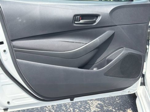 Used 2026 Toyota Corolla LE FWD image 12