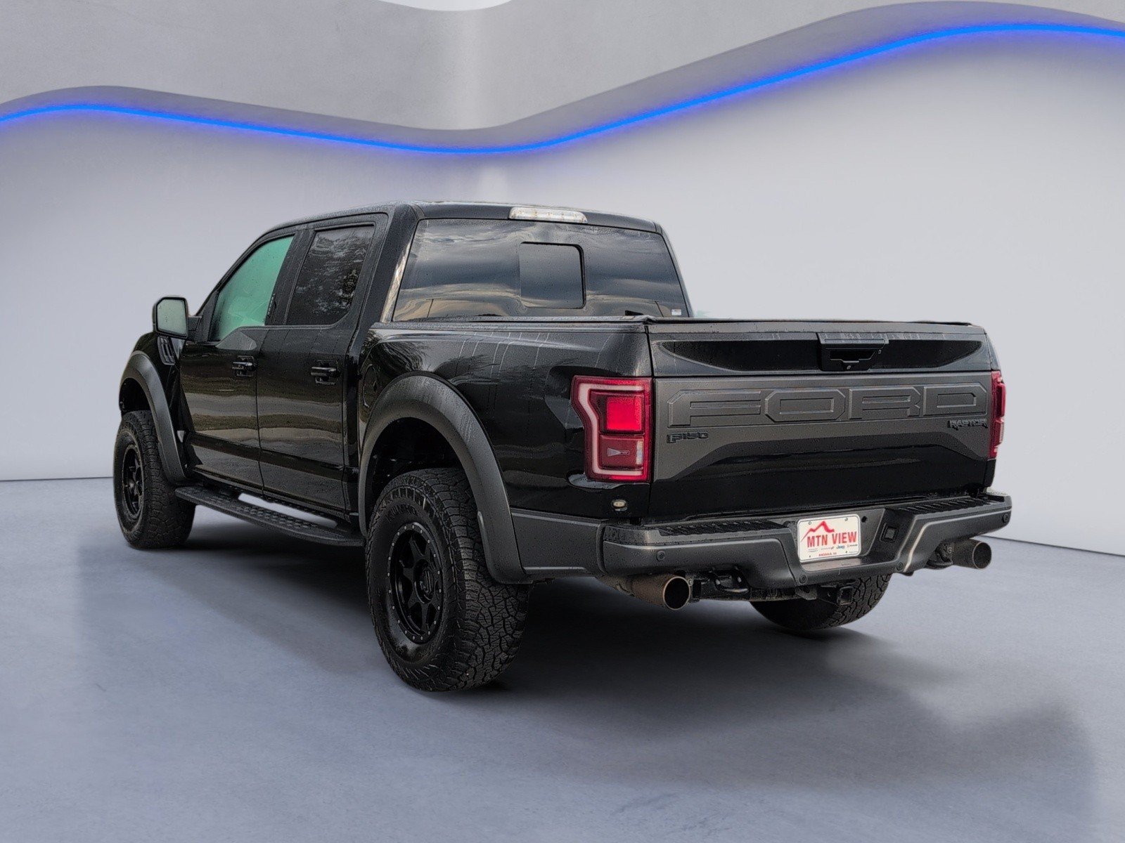 Used 2018 Ford F150 Raptor w/ Equipment Group 802A Luxury AWD/4WD image 5