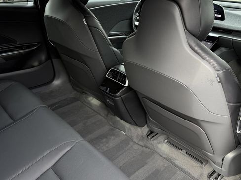 Used 2024 Lucid Air Touring image 37