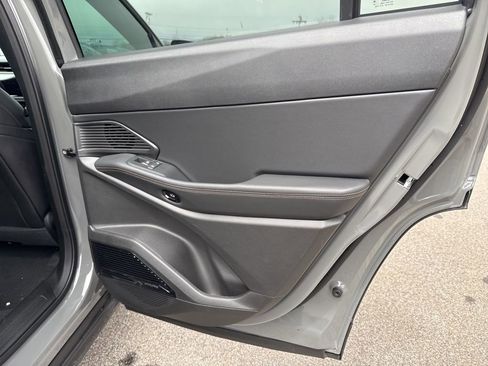 New 2026 Jeep Cherokee Overland image 31