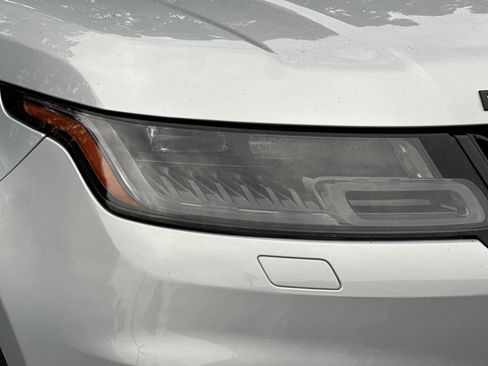 Used 2021 Land Rover Range Rover Sport HST image 12