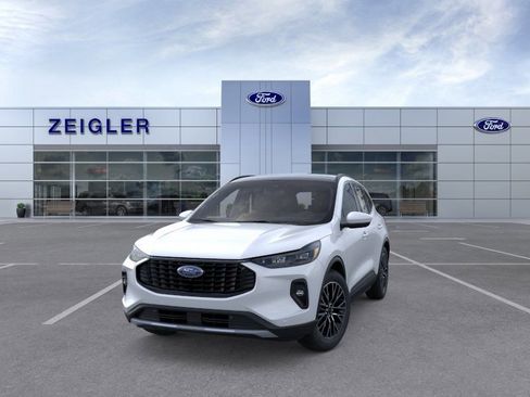 New 2026 Ford Escape SE w/ PHEV Premium Package FWD image 2