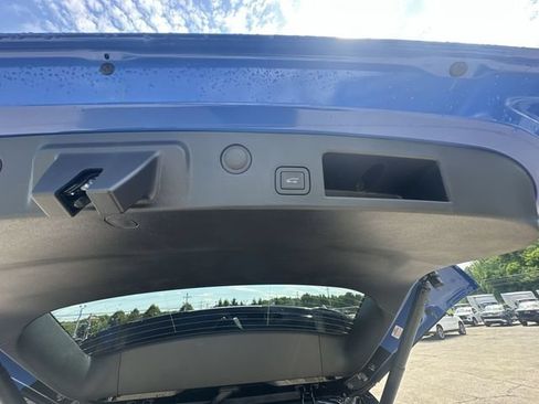 New 2026 Chevrolet Equinox RS w/ Safety and Technology Package FWD image 42