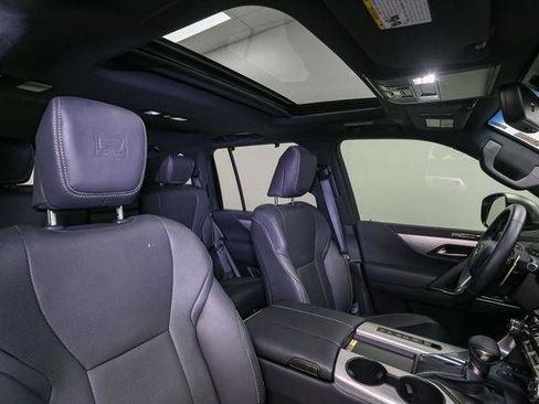Used 2024 Lexus LX 600 F Sport image 20