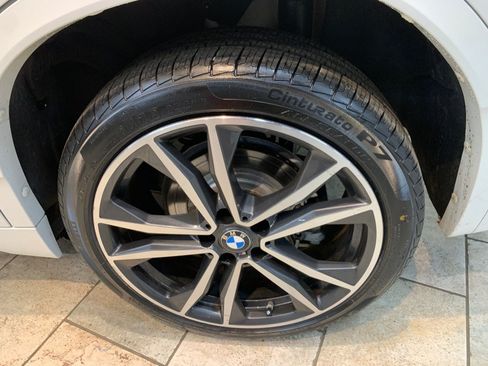 Used 2023 BMW X2 xDrive28i w/ M Sport Package AWD/4WD image 12