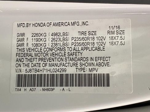 Used 2017 Acura RDX AWD w/ Advance Package image 34