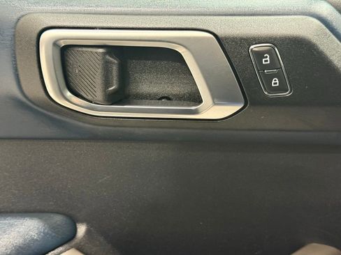 Used 2021 Ford Bronco First Edition image 30