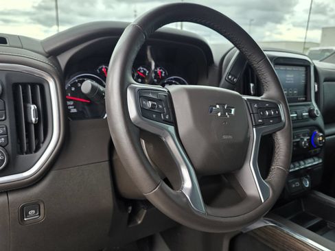 Used 2022 Chevrolet Silverado 1500 RST AWD/4WD image 10