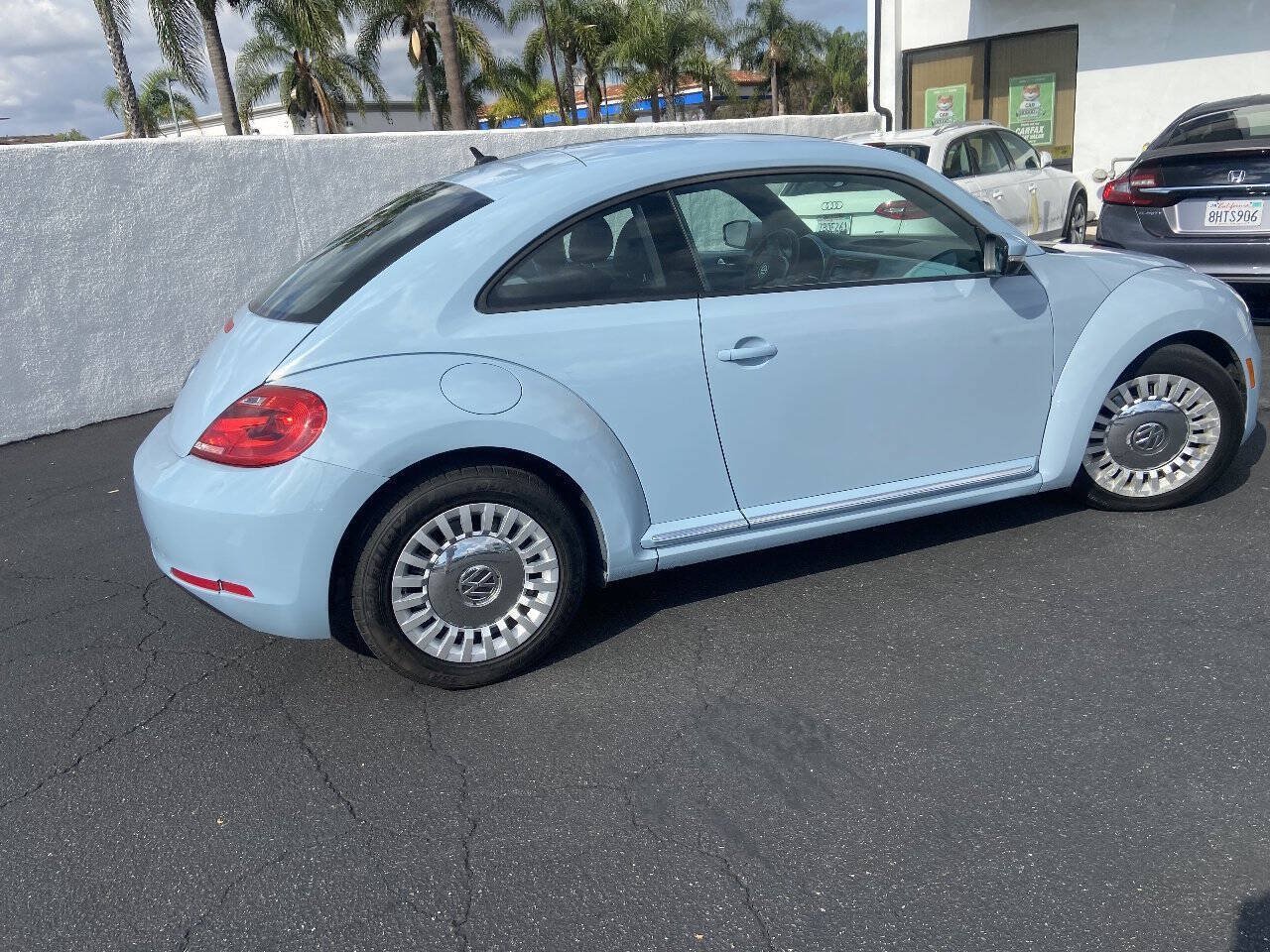 Used 2013 Volkswagen Beetle 2.5 FWD image 6