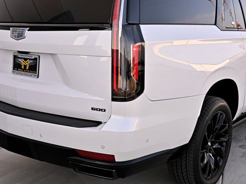 Used 2021 Cadillac Escalade ESV Sport w/ Driver Assist Tech Package RWD image 55