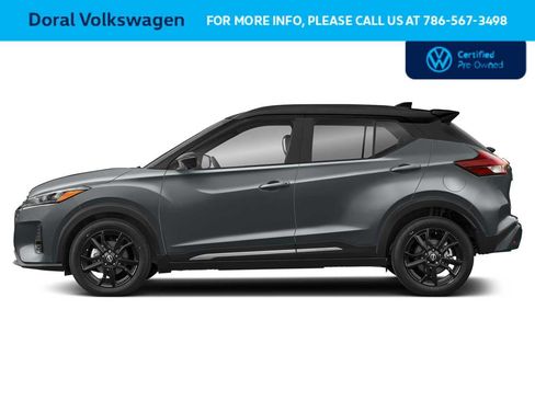 Used 2023 Nissan Kicks SR w/ SR Premium Package image 3