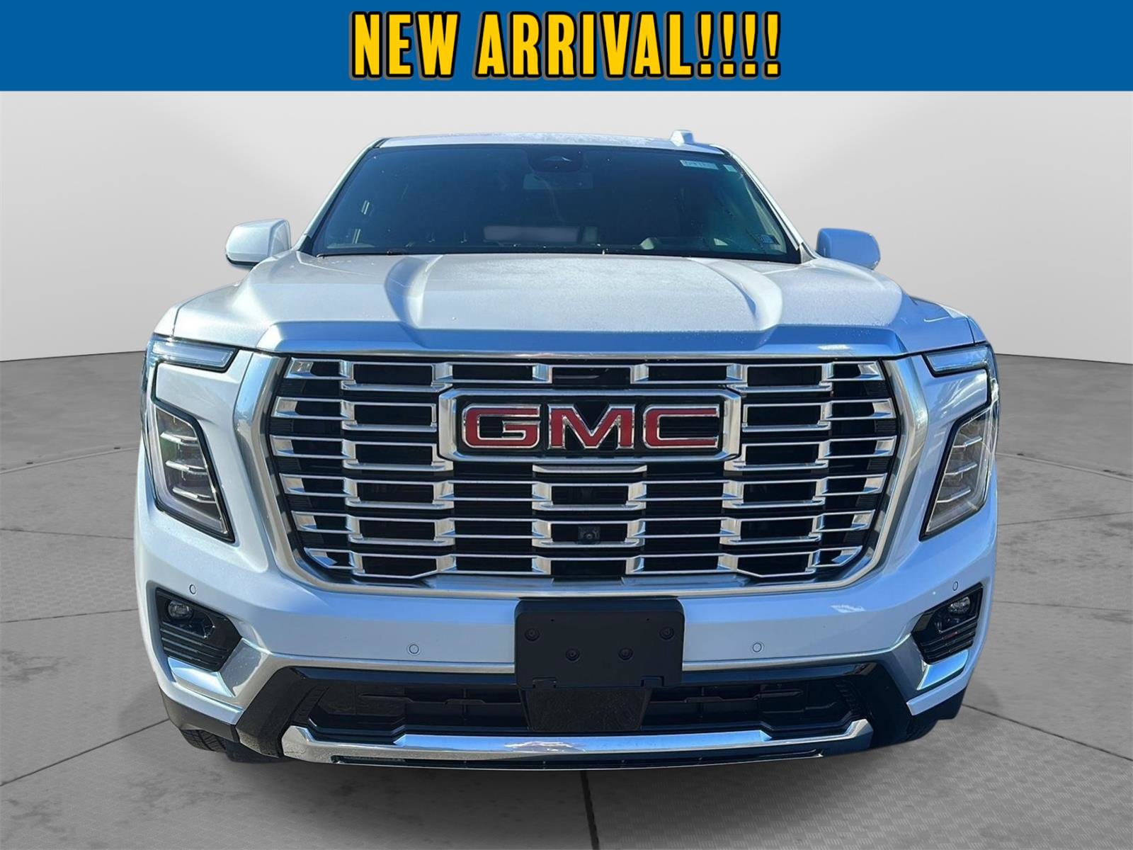 Used 2026 GMC Yukon XL Denali w/ Sun & Power Step Package AWD/4WD image 6