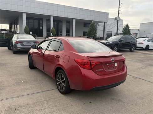 Used 2018 Toyota Corolla SE image 7