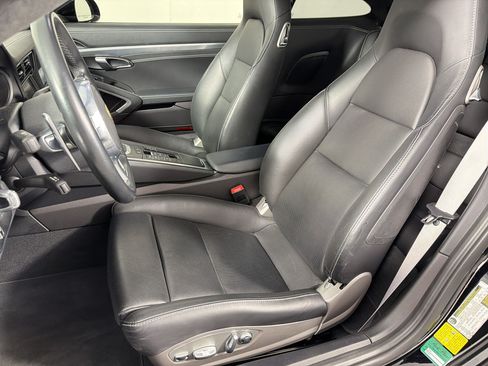 Certified 2015 Porsche 911 Carrera 4S AWD/4WD image 5